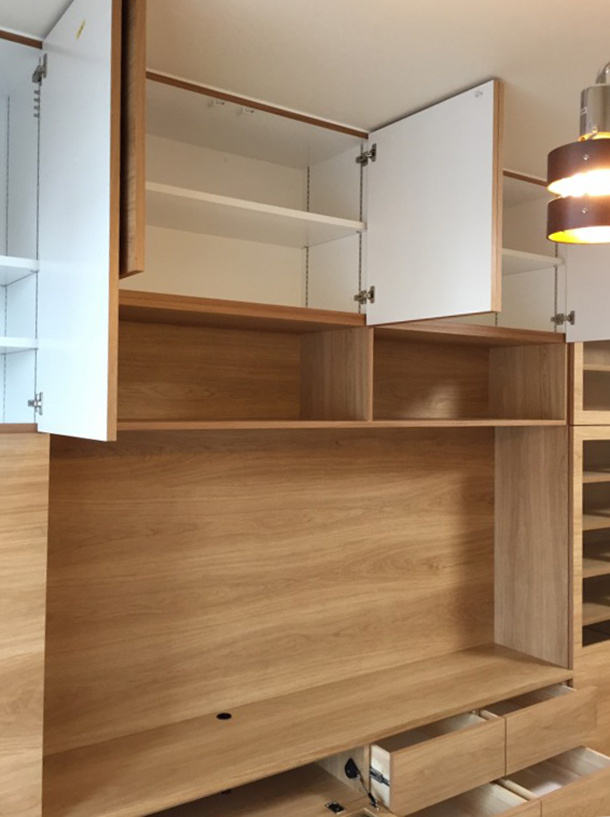 �ǖʎ��[�Ƌ�